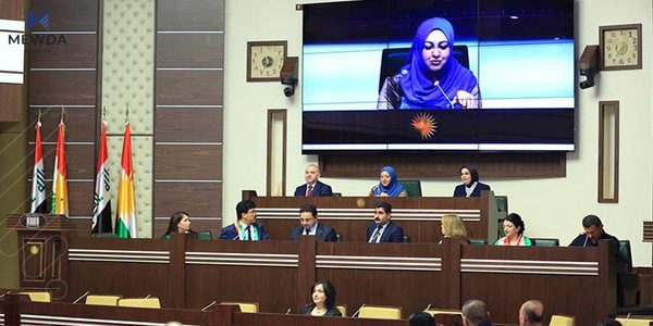 په‌رله‌مانتارانی پارتی و نه‌وه‌ی نوێ‌ رووبه‌ڕووی یه‌كتر بوونه‌وه‌