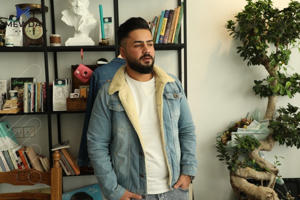 دیداری هونەری لەگەڵ محەمەد بەشارەت