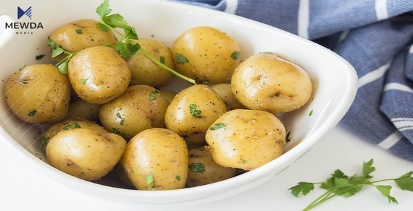 چوار سوودی گرنگی خواردنی پەتاتە بە توێكڵەوە