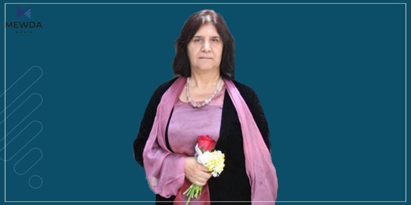 نەزیرە، ژنێک لەناو خەمەکانیدا رەگی داکوتاوە