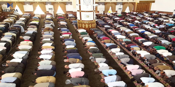 داوادەکرێت نوێژی بەکۆمەڵ لە مزگەوتەکان رابگیرێت