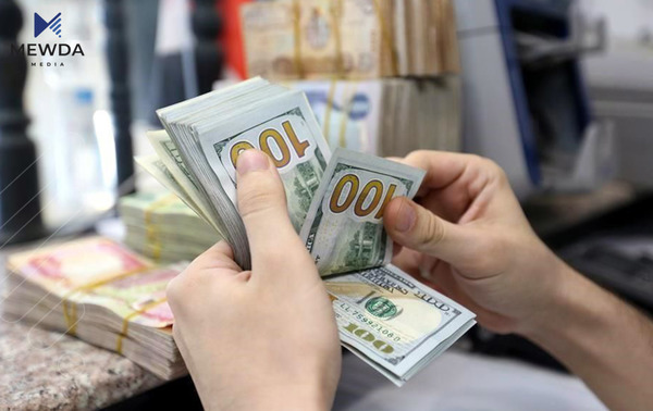 بانکی ناوەندی عیراق؛ رۆژانە ئەوان دۆلار بە هاوڵاتییان دەفرۆشن