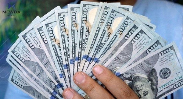 بەهای دۆلار بەراورد بە دوێنێ نزمترە