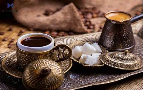 خواردنەوەی تەنها کوپێک قاوە، دەبێتە هۆی چالاكبوونی هزر و جەستەت لە بەیانیاندا