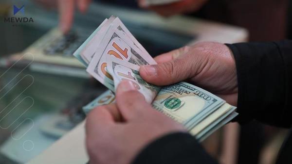 نرخی دۆلار بهرامبهر به دینار كاتی داخستنی بازاڕهكانی دراو له بهغدا
