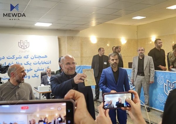 كهسێكى دیارى ئێران خۆى بۆ پۆستى سهرۆك كۆمار كاندید كرد