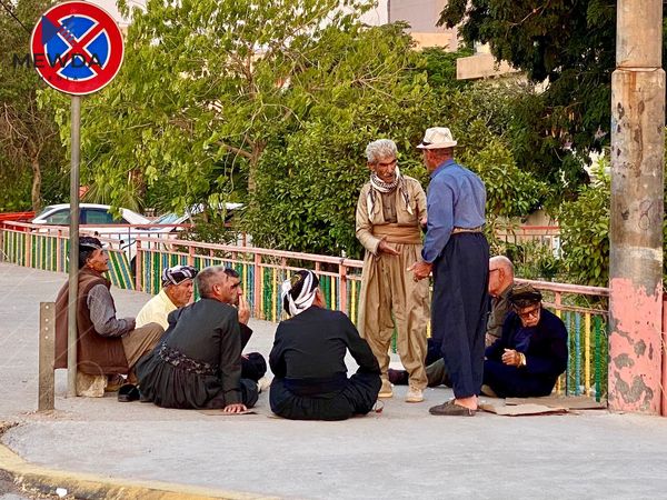 نزیکەى 20 هەزار فەرمانبەر خانهنشین دهبێت و دامودهزگا حكومییهكان چۆڵ دهبن