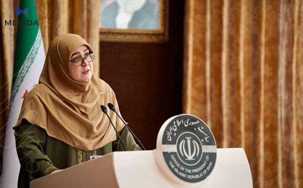 فاتمه‌ موهاجرانى: مووشه‌ك هێڵى سوره‌