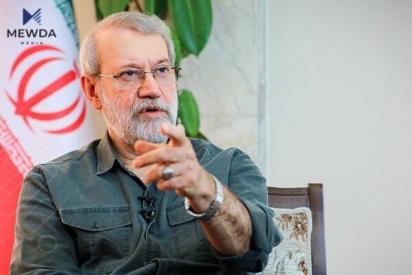 لاریجانی: رۆژئاوا یاری بە کات دەکات