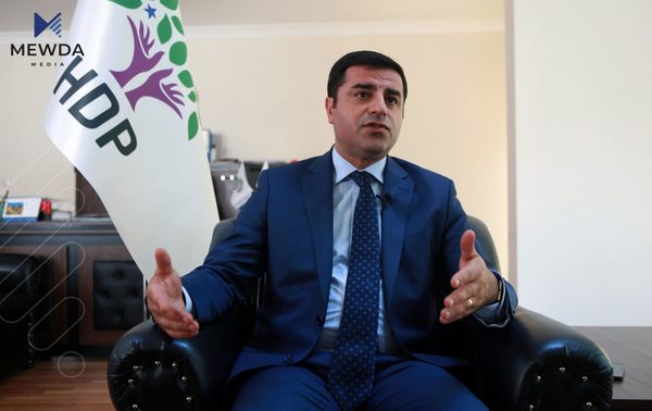 تورکیا ئازادکردنی سەڵاحەدین دەمیرتاش رەتدەکاتەوە