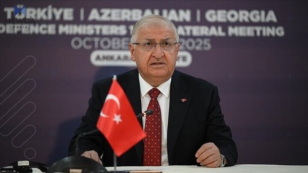 یه‌شار گوله‌ر: هه‌سه‌ده‌ به‌بێ مه‌رج چه‌ك دابنێت