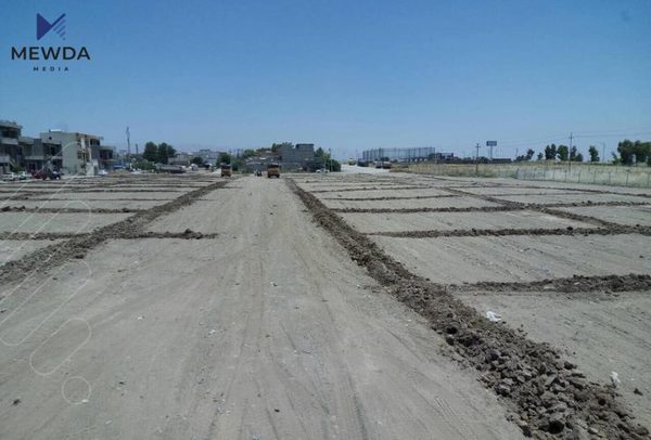 زەوی بە دوو هەزار فەرمانبەر دەدرێت