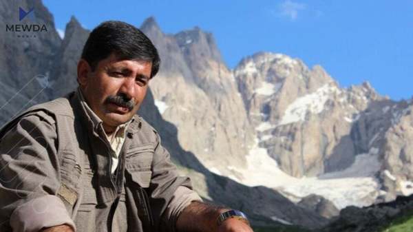 ئامه‌د مه‌لازگرد: تا ئۆجه‌لان ئازاد نه‌كرێت هه‌نگاوى تر نانێین