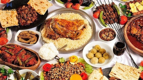 بەدروستکردنی ئەم جۆرە زەڵاتەیە سفرەی بەربانگت بڕازێنەرەوە