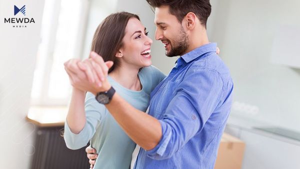 بەم رێگایانە پیاوان دەتوانن سەرنجی خۆشەویستەكانیان رابكێشن
